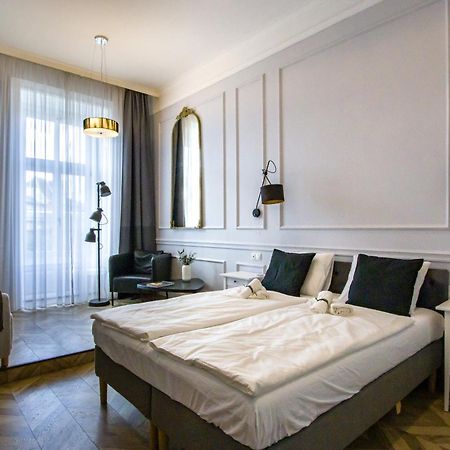 Wilson'S Oktogon Square Suite Apartment Budapest Exteriör bild